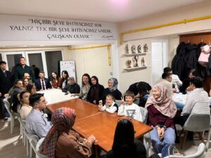 Kıymetli Annelerle İftar Programı